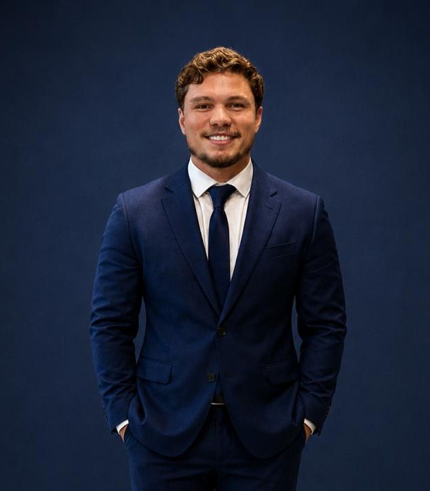 Dr. Daniel Carvalho